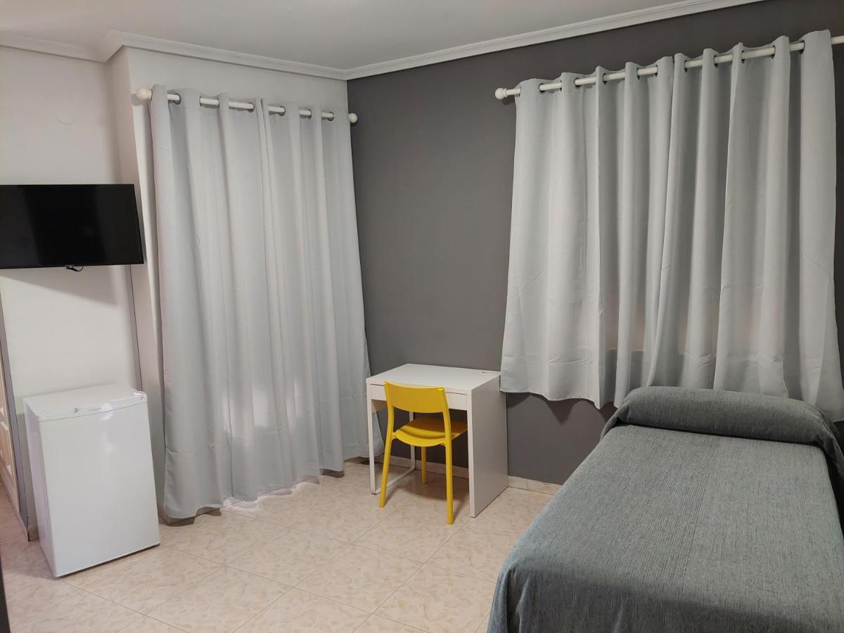 Hotel Cervantes Mahora Kültér fotó