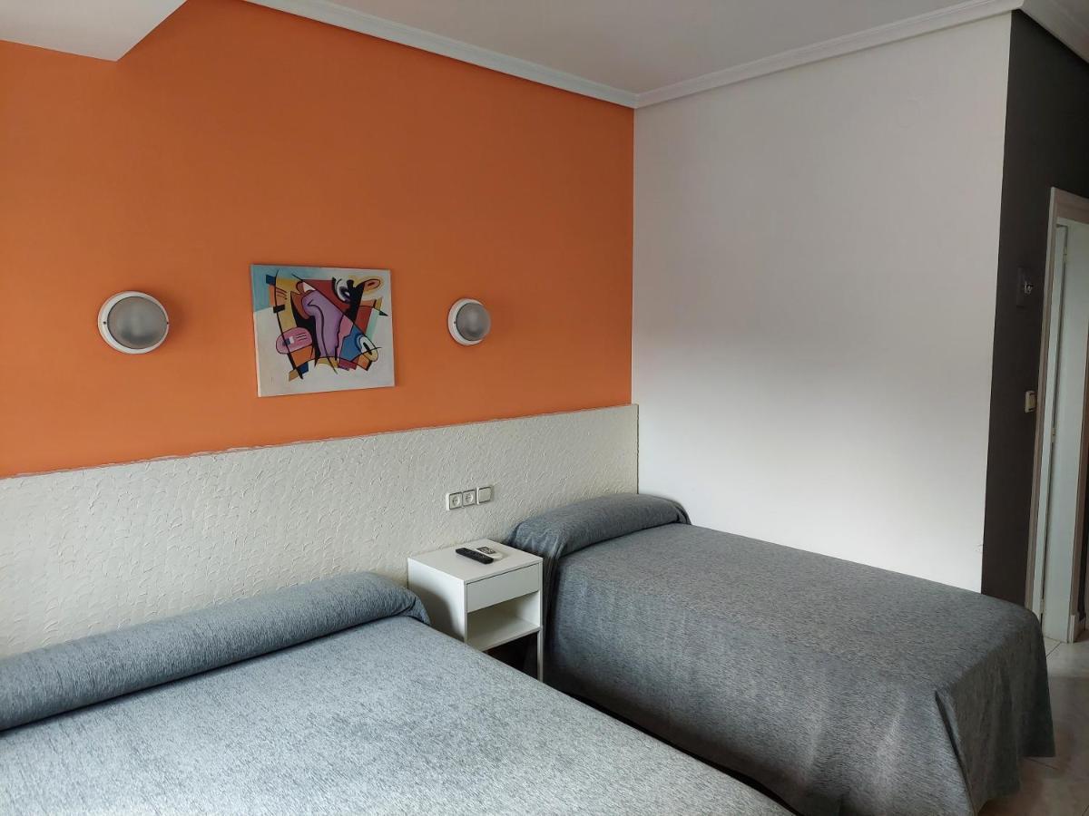 Hotel Cervantes Mahora Kültér fotó