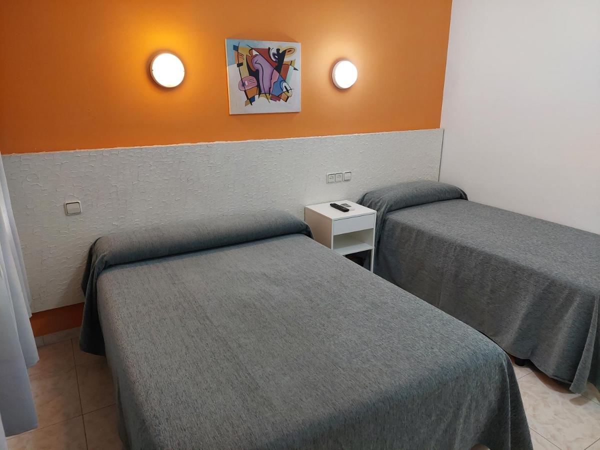Hotel Cervantes Mahora Kültér fotó